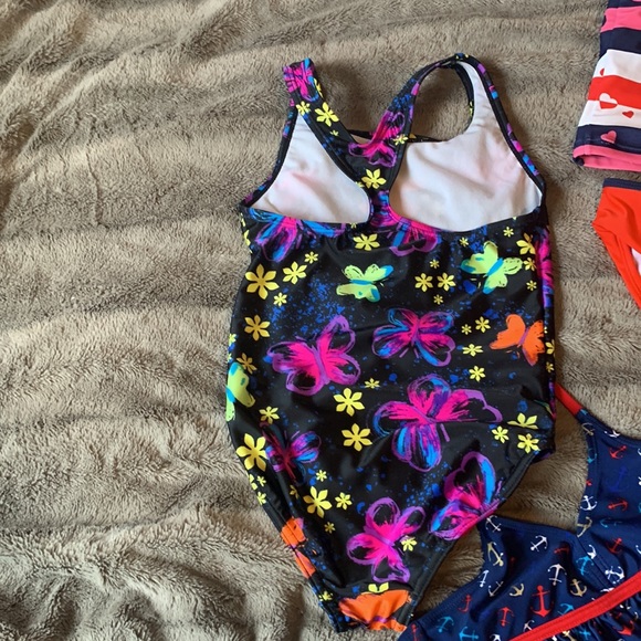 Girls swimming suit for 10/12 years old - Picture 6 of 9